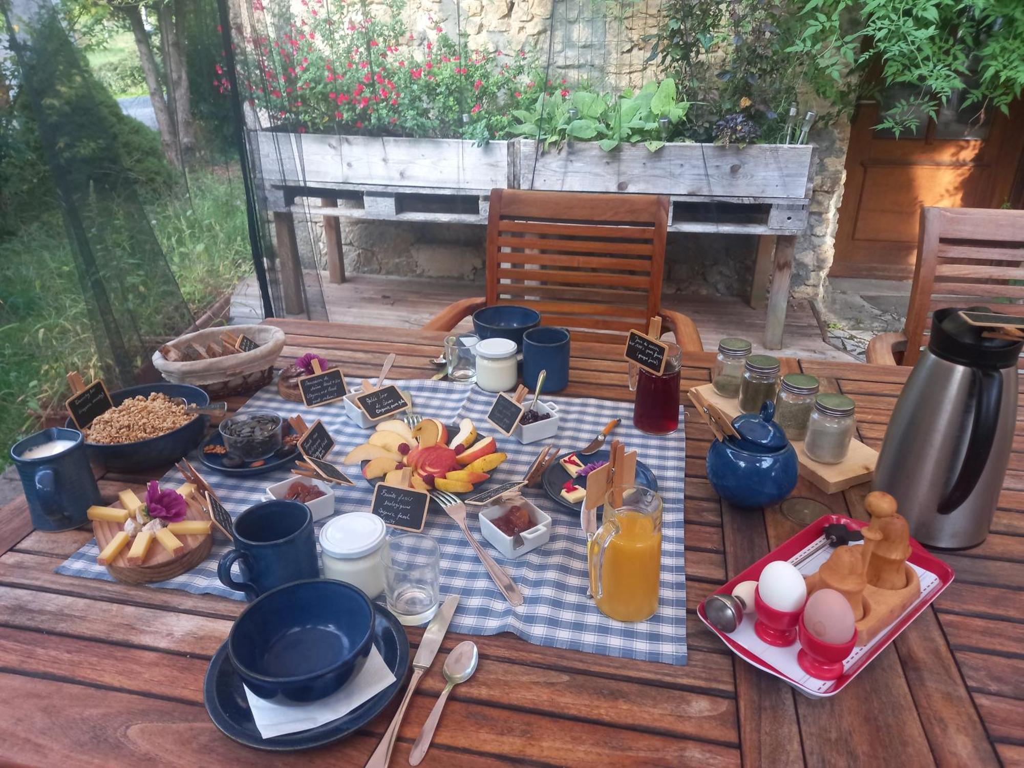 Valreley, Chambres Et Table D'Hotes Eco-Friendly Avec Bain Nordique Au Sud Du Massif Du Jura Champagne-en-Valromey Εξωτερικό φωτογραφία